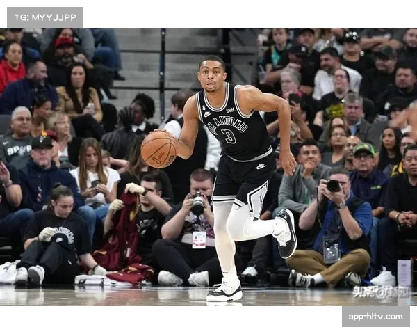 马刺主场139-122大胜国王迎八连胜 文班亚马领衔防守体系稳固西部第二